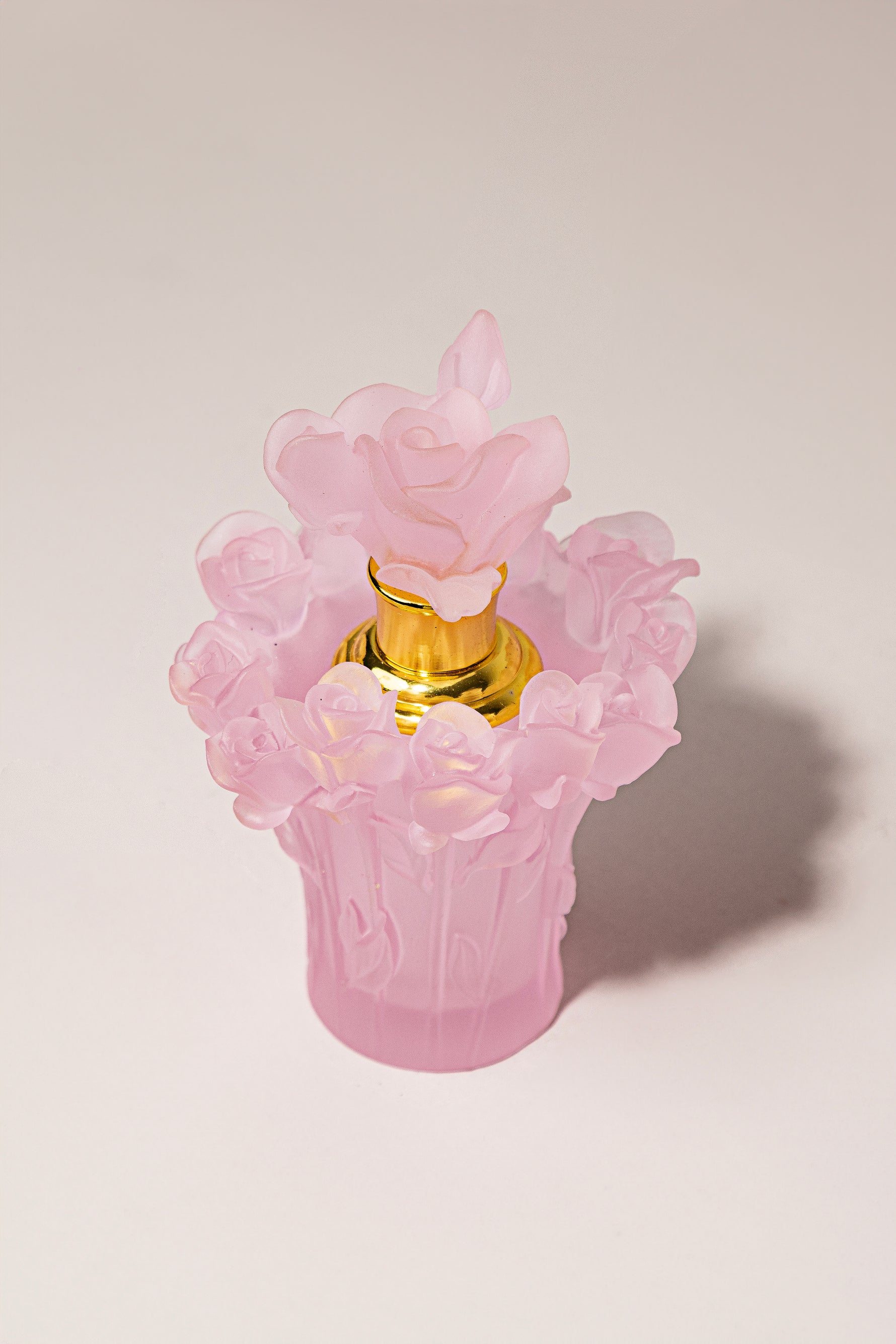 Abeer Al Ward Bottle – هدية فاخرة من أتيليه كاروسيل – صورة 2