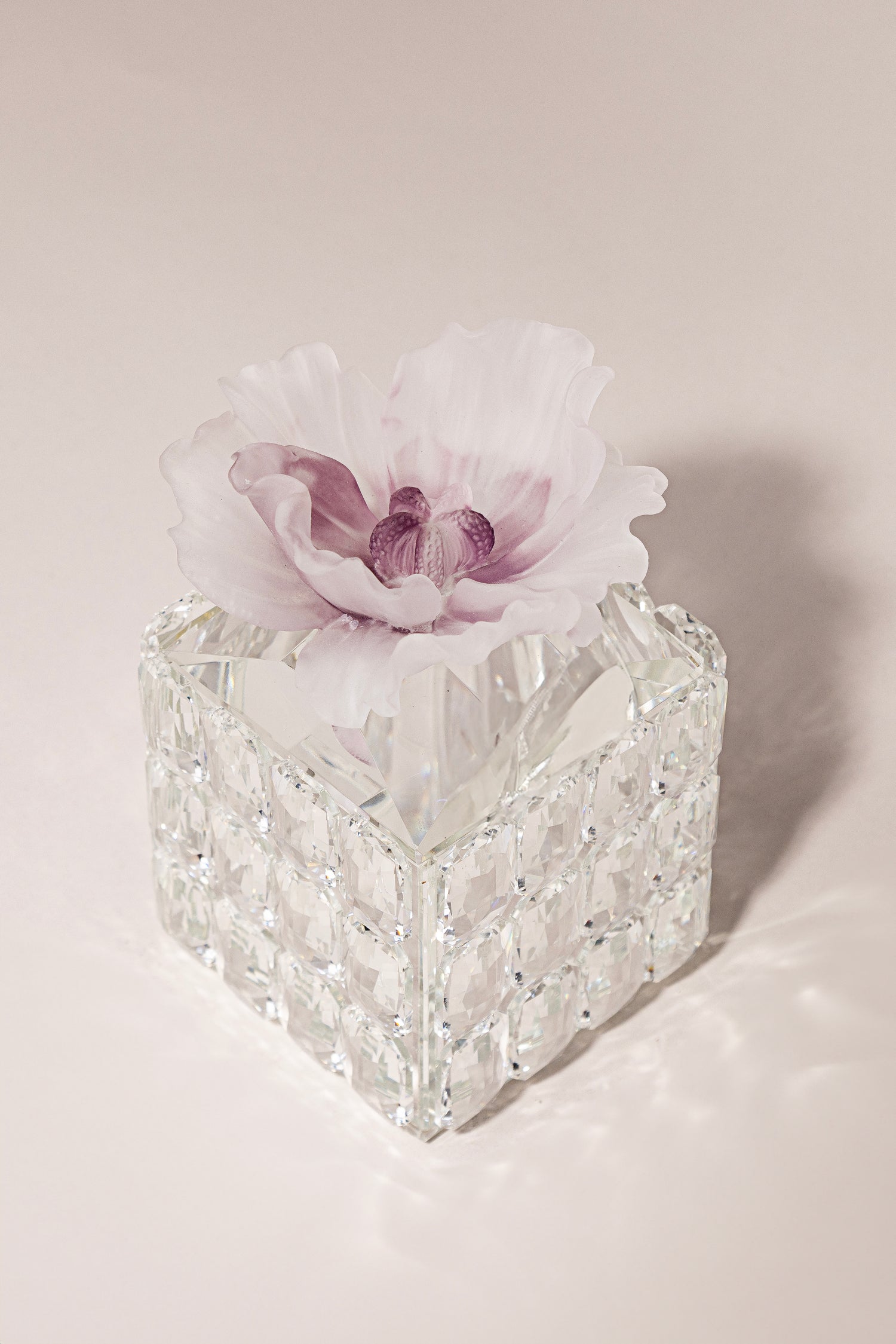 Crystal Bloom – transparent crystal jar with handcrafted flower lid فاخر من أتيليه كاروسيل