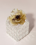 Crystal Bloom luxury gift by Atelier Carrousel – image 4