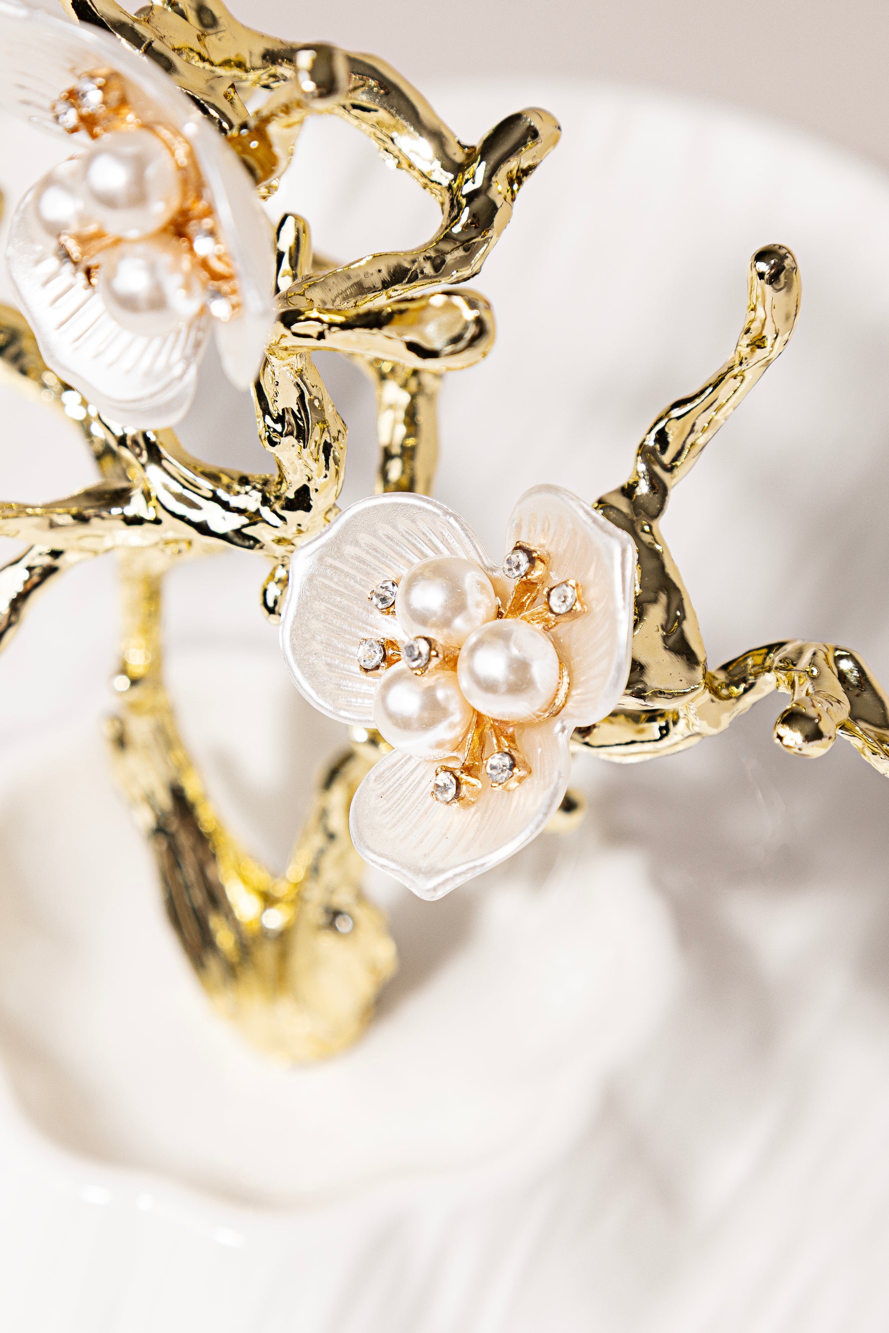 Flower Pearl Trinket luxury gift by Atelier Carrousel – image 2