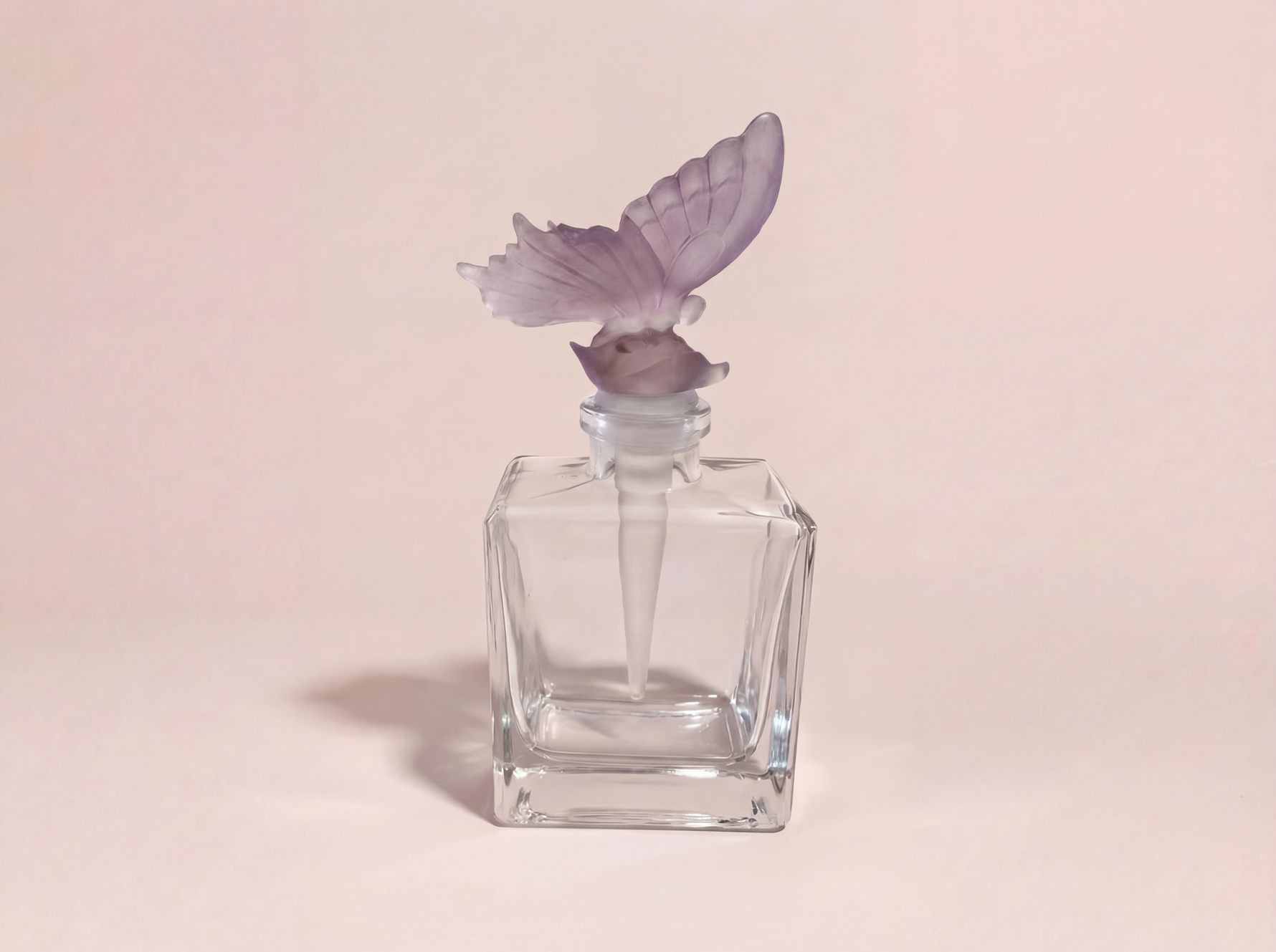 Lujain – glass bottle with handcrafted crystal butterfly detail فاخر من أتيليه كاروسيل