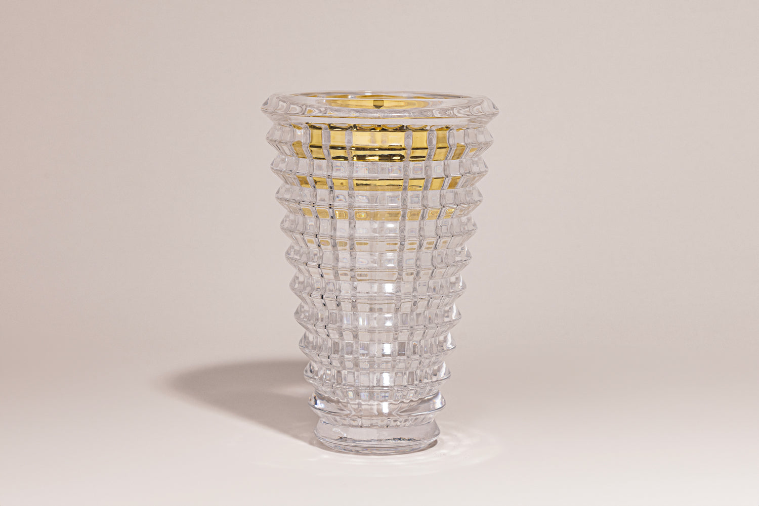 Mawj – rippled crystal oud burner with golden core فاخر من أتيليه كاروسيل
