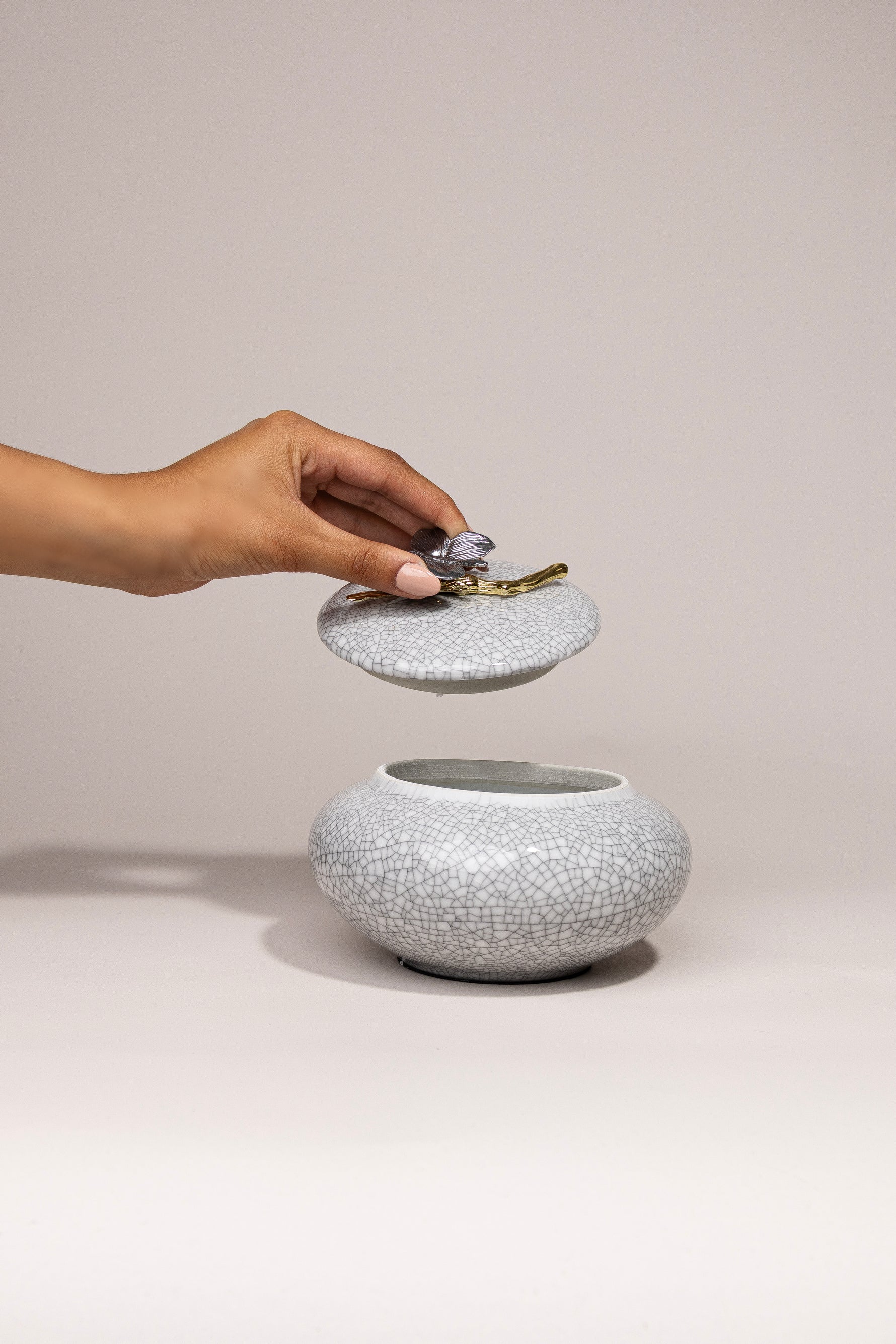 Porcelain Muse luxury gift by Atelier Carrousel – image 2