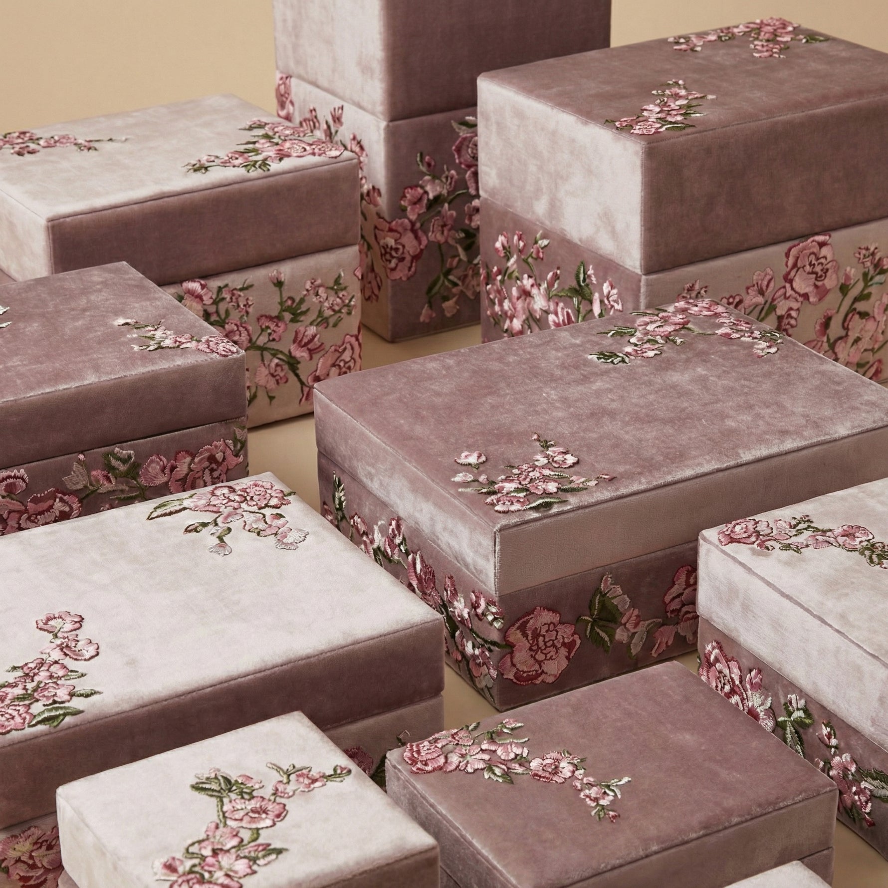 Zihab In Bloom – هدية فاخرة من أتيليه كاروسيل – صورة 3