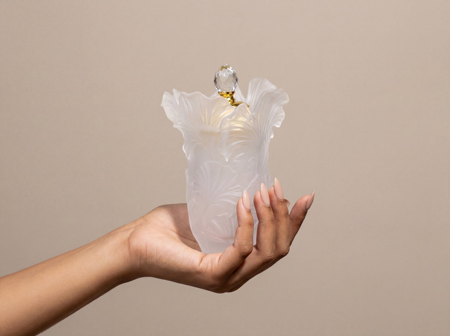Golden Whisper luxury gift by Atelier Carrousel – image 2
